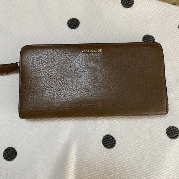 Coach Handbags - Coach Wallet